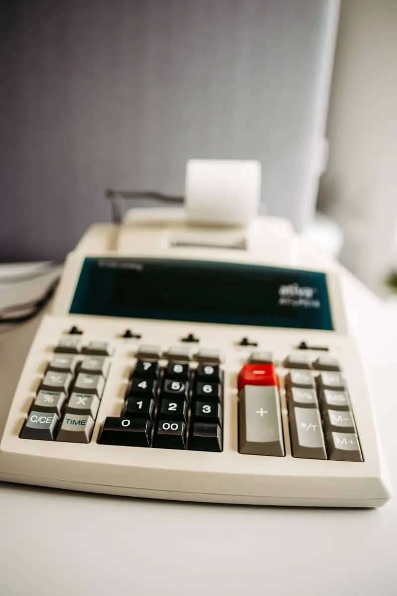 Do I need to file taxes in Switzerland — expat guide